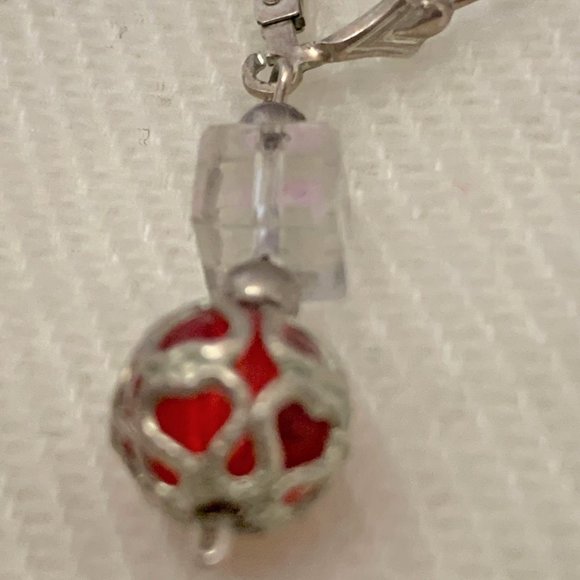 Red Pendant, Bracelet, Earrings, Lucite, Foiled Glass, Crystal, Silver Tone - Picture 4 of 5